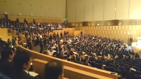 860名の皆様の前で・・富山国際会議場