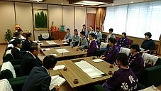 福井県庁にて 女将の会