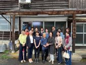 岩野和紙製作所 麻貴子社長と秋子さんと一緒に